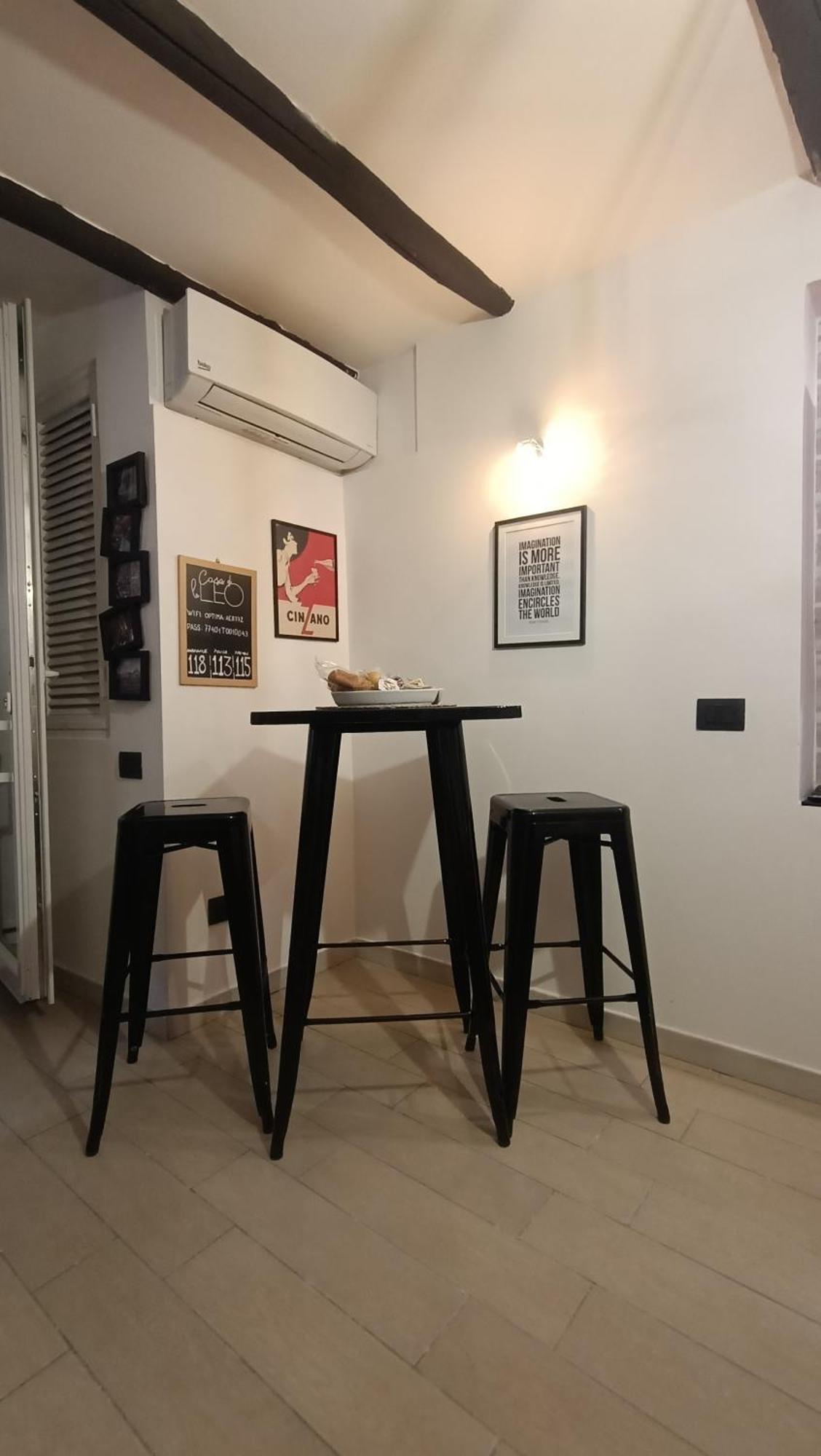 La Casa Di Leo Apartment Neapel